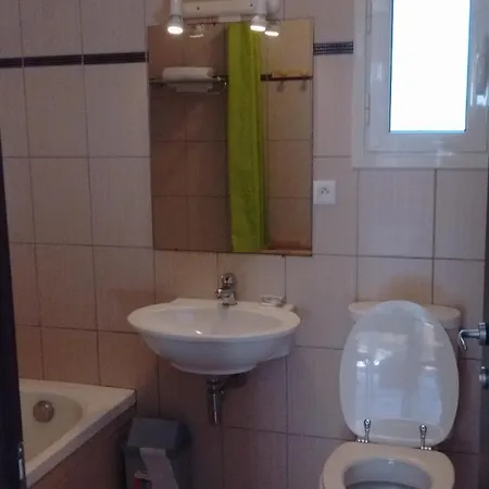 Les Terrasses De Lozari De Nadine Et Claude Apartamento *