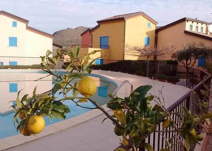 Les Terrasses De Lozari De Nadine Et Claude *