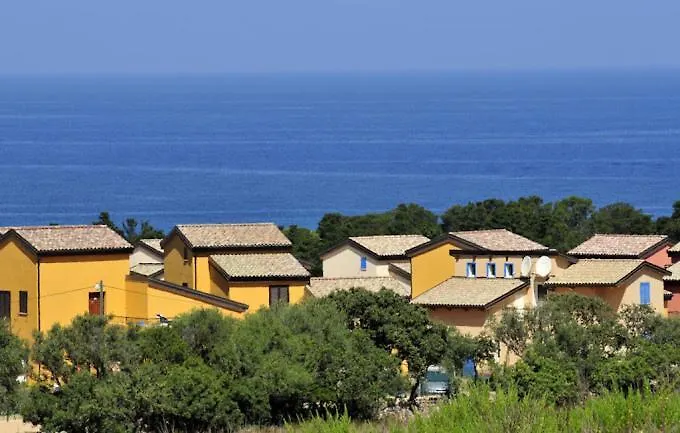 Les Terrasses De Lozari De Nadine Et Claude Апартаменты