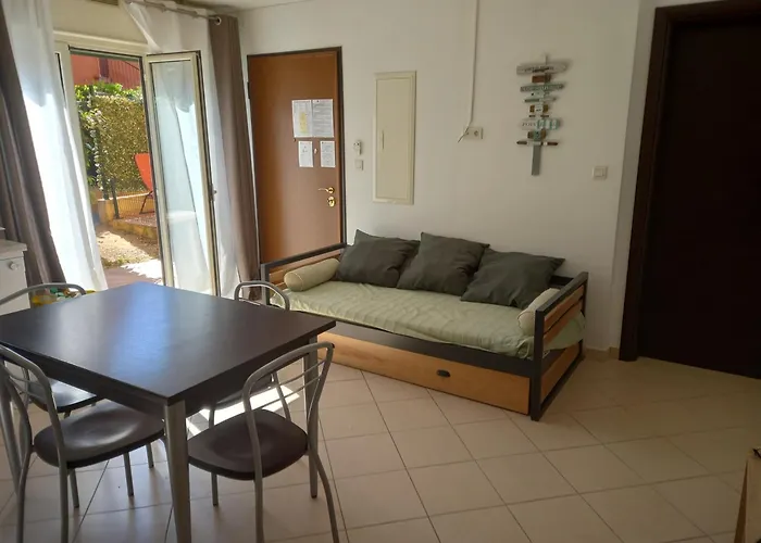 Apartmán Les Terrasses De Lozari De Nadine Et Claude Belgodère